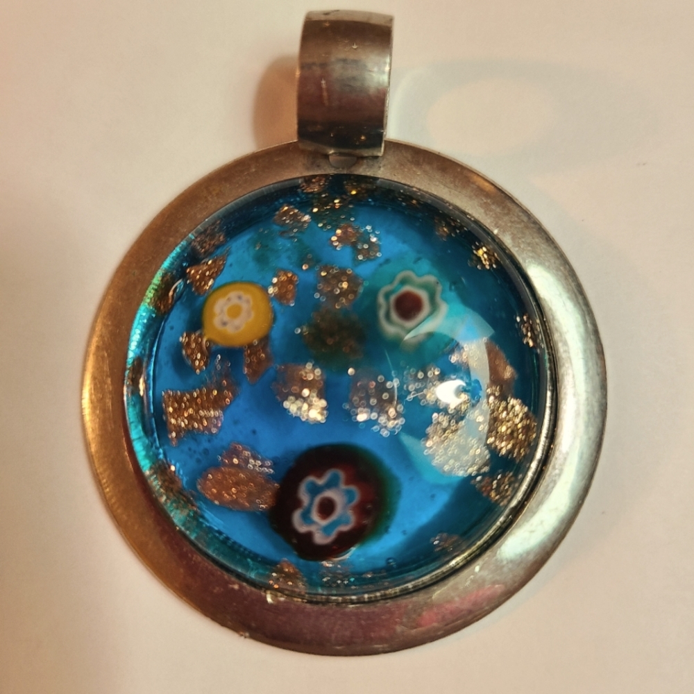⏳️3/$20 SALE Floral glass pendant